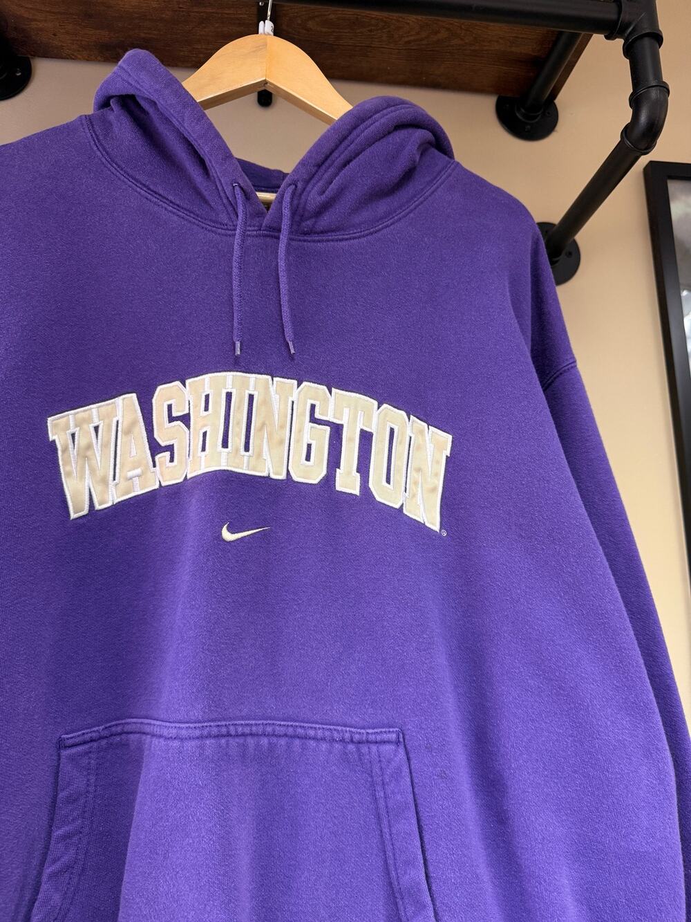 2007 Nike Washington Huskies Y2K Vintage Purple Center Swoosh Hoodie Sweatshirt